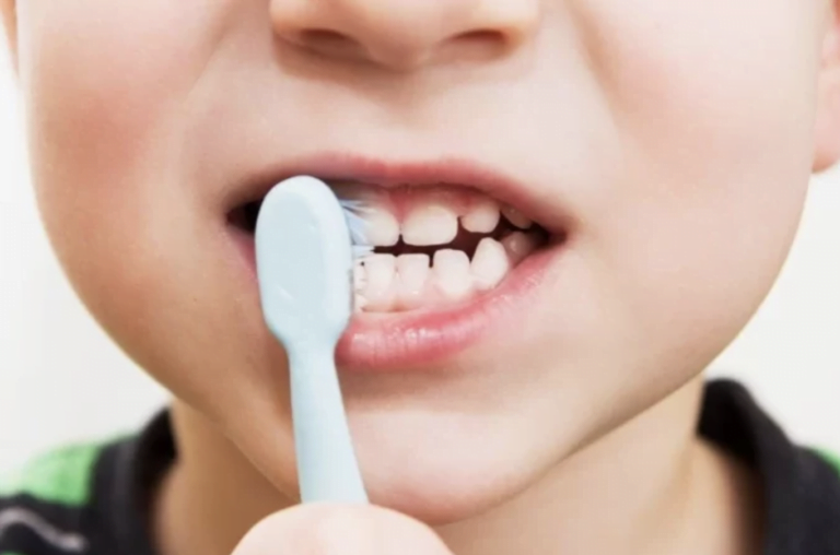 Medicamentos podem enfraquecer os dentes das crianças, diz estudo